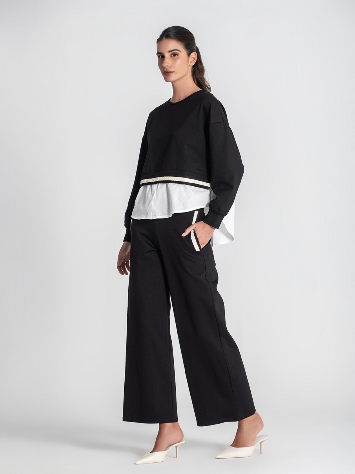SUDADERA COMBINADA CON TELA NEGRO