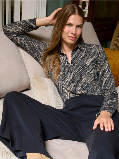 PANTALÓN ANCHO DE MODAL SIN CIERRE NEGRO