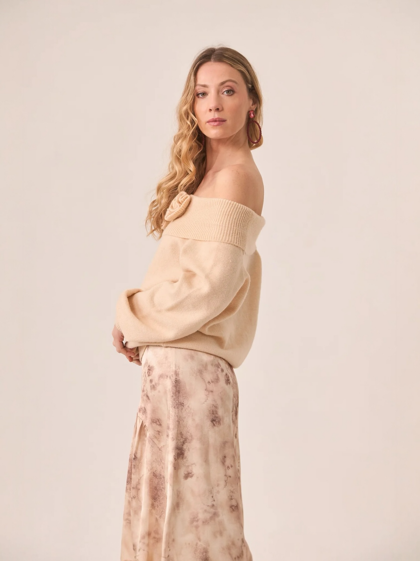 JERSEY CUELLO VUELTO FLORES IVORY