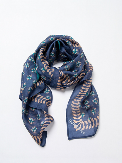 PAÑUELO CUADRADO SEDA MARINO