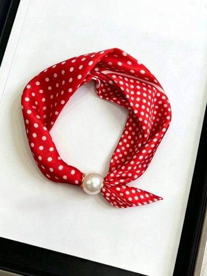 PAÑUELO BROCHE PERLA MAGNÉTICA TOPITOS ROJO